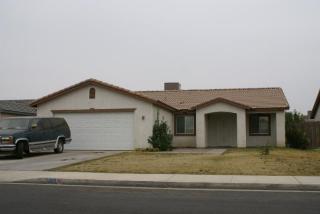 1213 Lucerne Dr, Bakersfield, CA 93307-6073