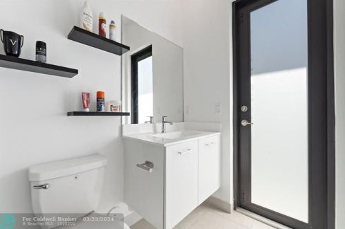 17451 41 St, Hollywood FL 33029-5035 exterior