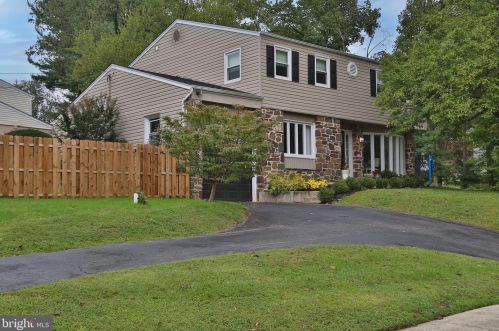 103 Red Rambler Dr, Miquon, PA 19444-2108