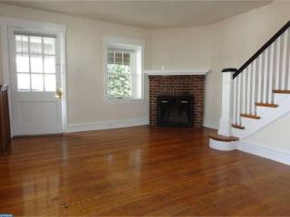 750 Oak View Rd, Ardmore PA  19003-2025 exterior