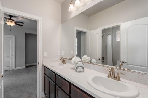 2994 Beatty Dr, Folsom CA  95762-7000 exterior