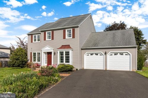 38 Winter Rd, Southampton, PA 18966-2750