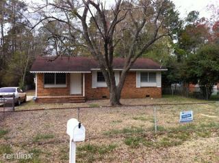 1026 Revere St, Fayetteville NC  28304-2426 exterior