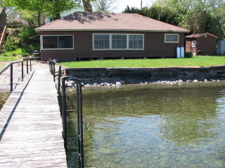 6135 Poplar Bch, Romulus, NY 14541-9526