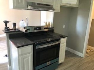 320 Queens Ct, Midlothian, TX 76063-2400