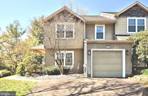 128 Mulberry Dr, Southampton, PA 18966-2848