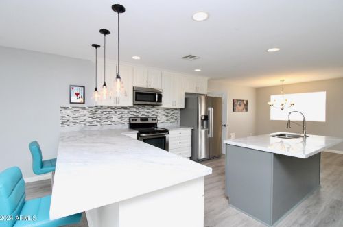 7814 Cypress St, Scottsdale AZ  85257-2204 exterior