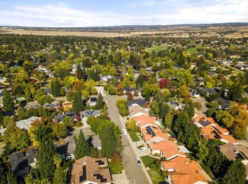 291 Pinyon Hills Dr, Chico CA  95928-3963 exterior