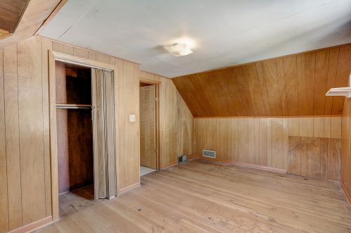 3647 92, Milwaukee WI 53228-1543 exterior