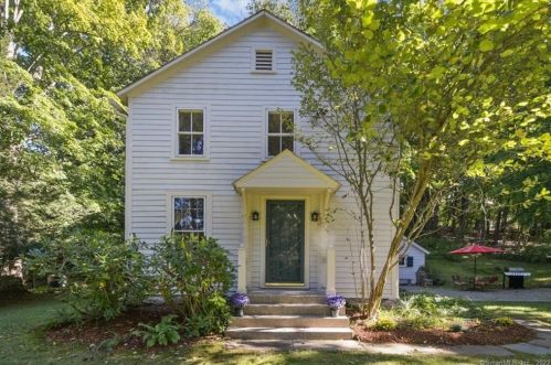 176 New Rd, Ridgefield, CT 06877-3433