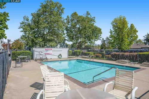 92 Elder Dr, Pacheco CA  94553-5536 exterior