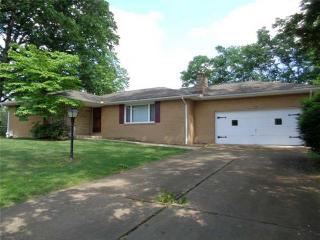 1718 Judy Lynn Dr, Hermitage, PA 16121-1531