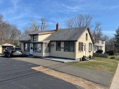 58 Shuttlemeadow Rd, Plainville, CT 06062-3232