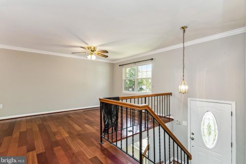 13207 Nassau Dr, Woodbridge VA  22193-4104 exterior