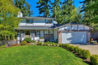 3021 28th Ave, Puyallup, WA 98374-7402