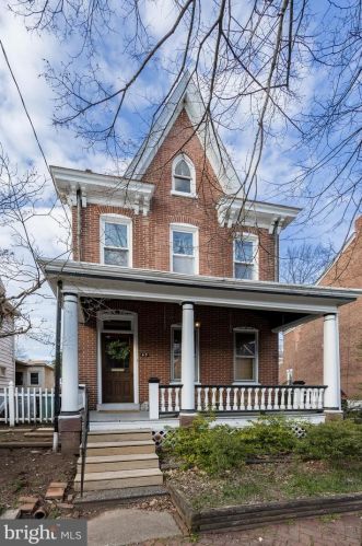 43 Beech St, Pottstown PA  19464-5454 exterior