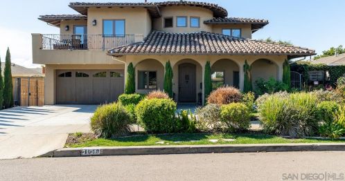 1040 Moana Dr, San Diego, CA 92107-4107