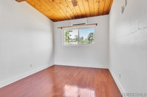 1105 Bittern St, San Diego CA 92114-2513 exterior