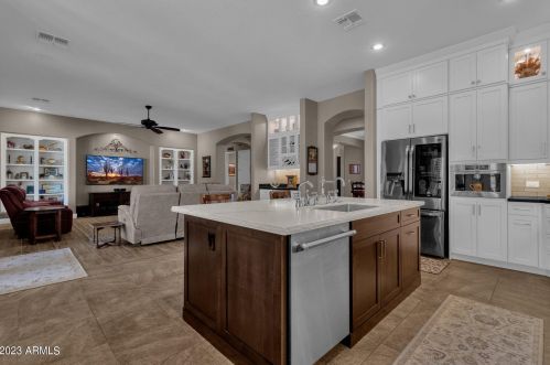 4501 Timberline Ct, Gilbert AZ 85297-9546 exterior