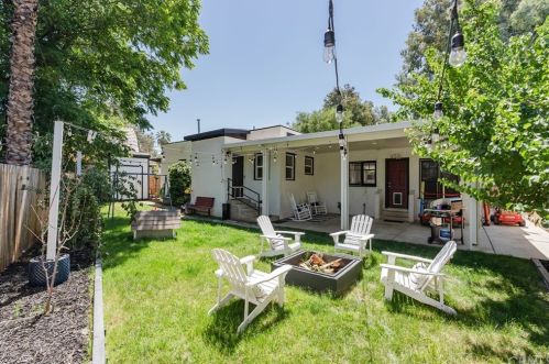 1137 Cypress Ave, Redlands CA  92373-5723 exterior
