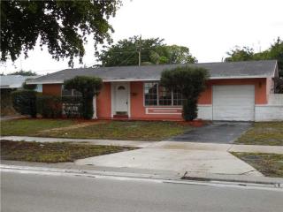 7520 Miramar Pkwy, Hollywood FL  33023-5955 exterior