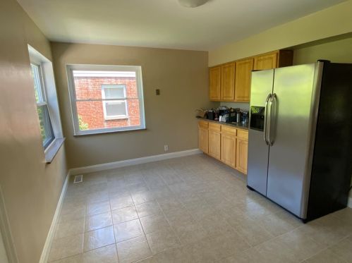 7901 Daly Rd, Cincinnati OH 45224-1168 exterior