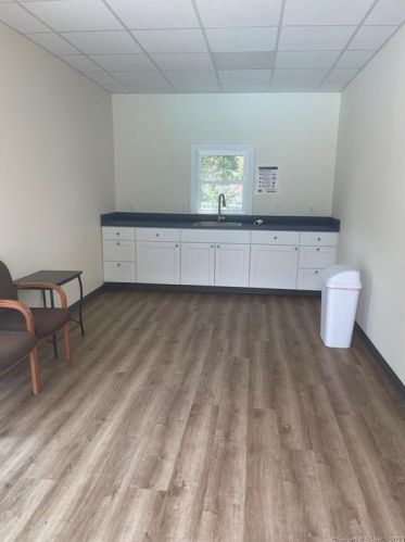91 Strawberry Hill Ave, Stamford CT  06902-2762 exterior