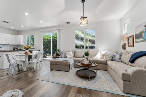 205 Sparkleberry Ave, Orange CA  92865-5012 exterior