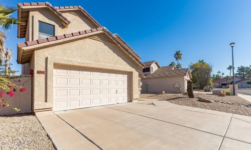 6904 Morrow Dr, Glendale AZ  85308-5792 exterior