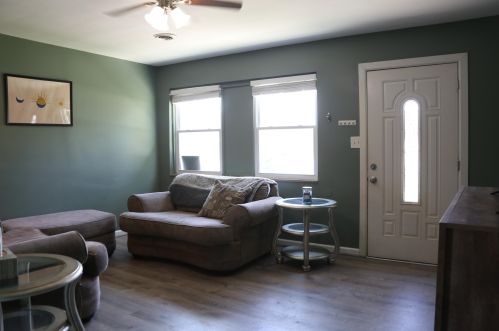 2 Ridge View Ave, Florence, KY 41042-1726
