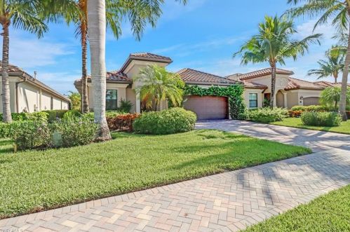 2982 Aviamar Cir, Naples FL  34114-9564 exterior