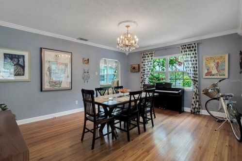 28 Vanderbilt St, Orlando, FL 32804-5925