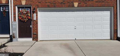 303 Rising Sun Rd, Fredericksburg VA  22405-9425 exterior