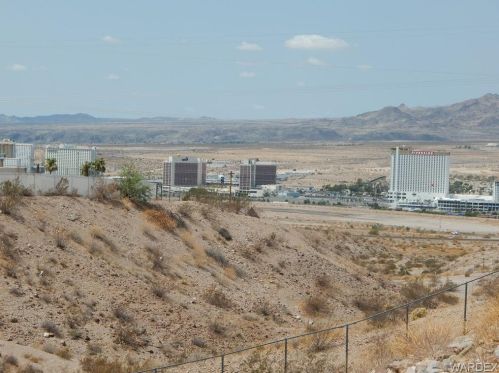 3066 Oak Pl, Bullhead City AZ  86429-7120 exterior