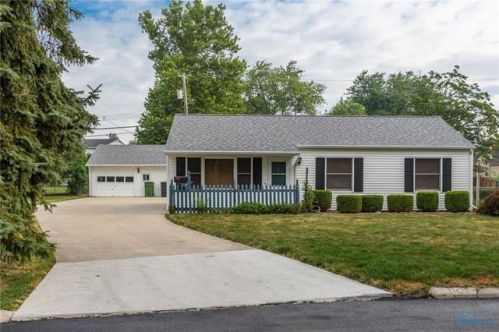 1425 Bradshaw Ct, Maumee, OH 43537-2403