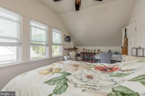 135 Haddon Ave, Camden NJ  08108-1033 exterior