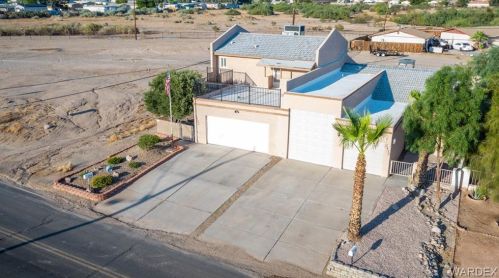 2434 Lakeside Dr, Bullhead City, AZ 86442-7401