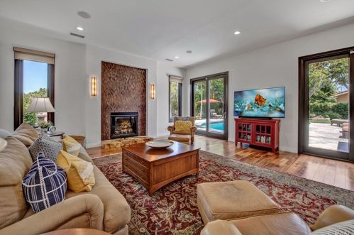 9851 Oakwood Cir, Orange CA  92861-1221 exterior