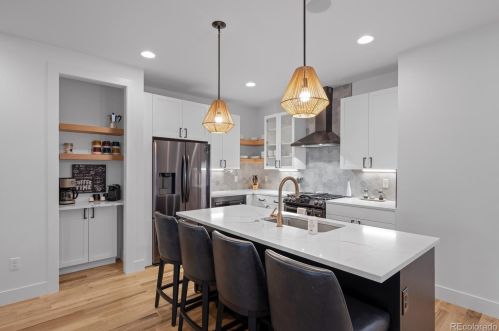 1877 Race St, Denver CO  80206-1115 exterior