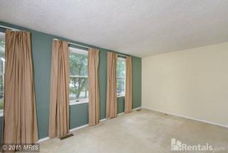 8178 Curving Creek Ct, Springfield VA  22153-3710 exterior