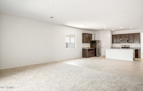 10814 Chipman Rd, Tolleson AZ  85353-4442 exterior