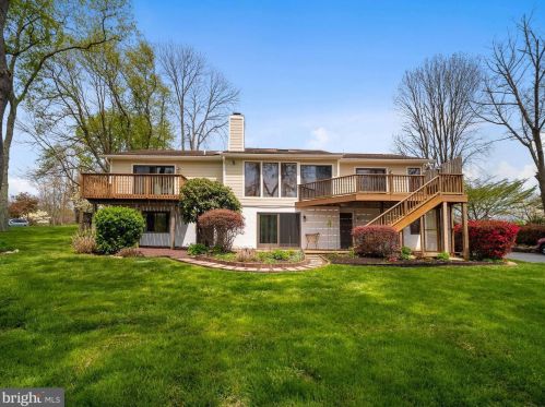 1009 Ridge Rd, Chadds Ford, PA 19317-9446