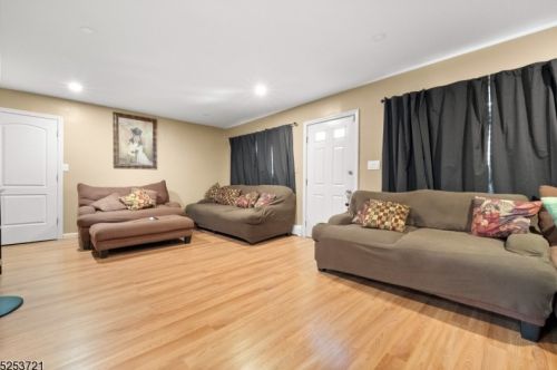 475 Preakness Ave, Paterson, NJ 07502-1109