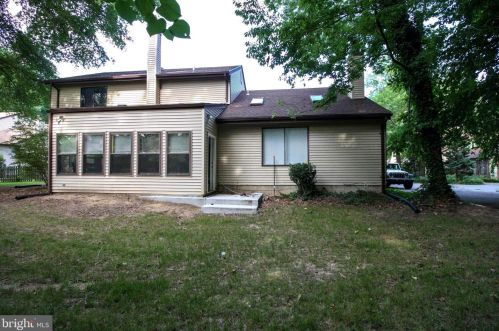 350 Pine Valley Rd, Dover DE  19904-7113 exterior