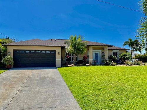 2582 26th Ter, Cape Coral, FL 33914-3805