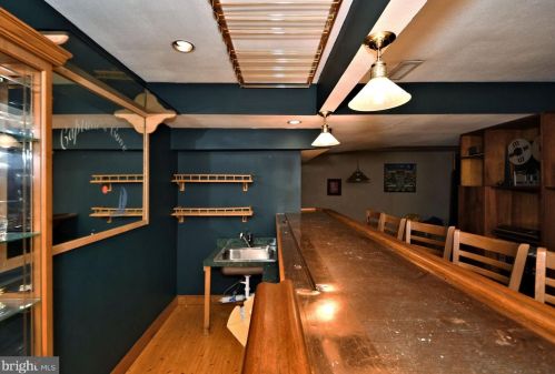 86 Wood Dr, Southampton PA  18966-2214 exterior