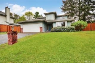 10711 218th Avenue Ct, Buckley WA  98321-7427 exterior