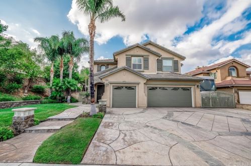 21623 Applegate Ct, Santa Clarita, CA 91390-5283