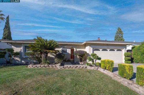 731 Los Huecos Dr, San Jose, CA 95123-4636