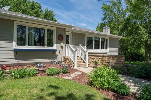 117 Sunrise Dr, Medford, MN 55049-7039